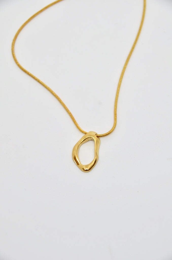 COLLAR CON ONDA