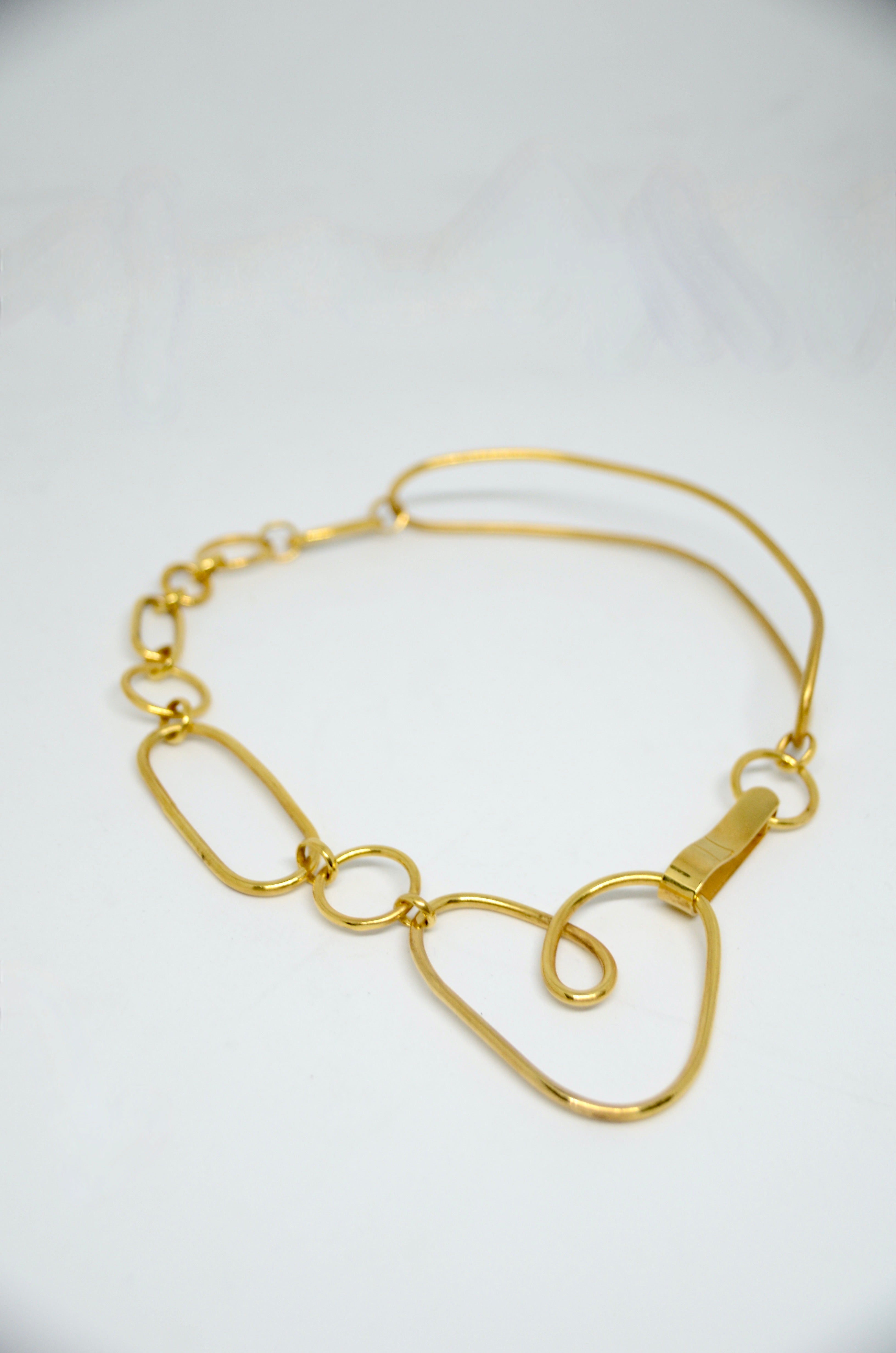 COLLAR CORAZON ESLABONES