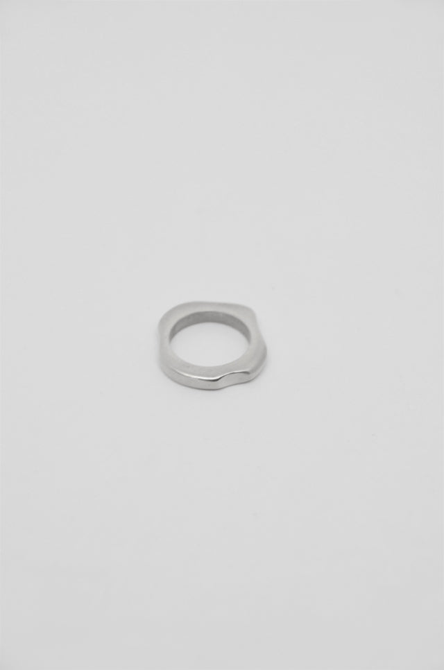 ANILLO IRREGULAR GRUESO